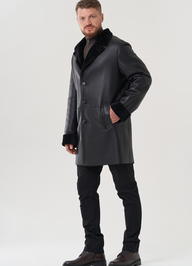 Дубленка мужская черного цвета  модель № 82156 меха малина