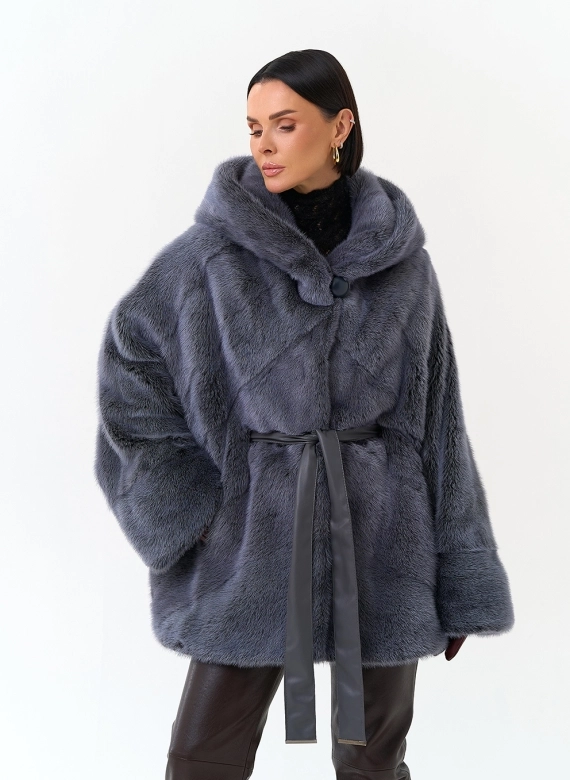 Женская норковая шуба с капюшоном фото