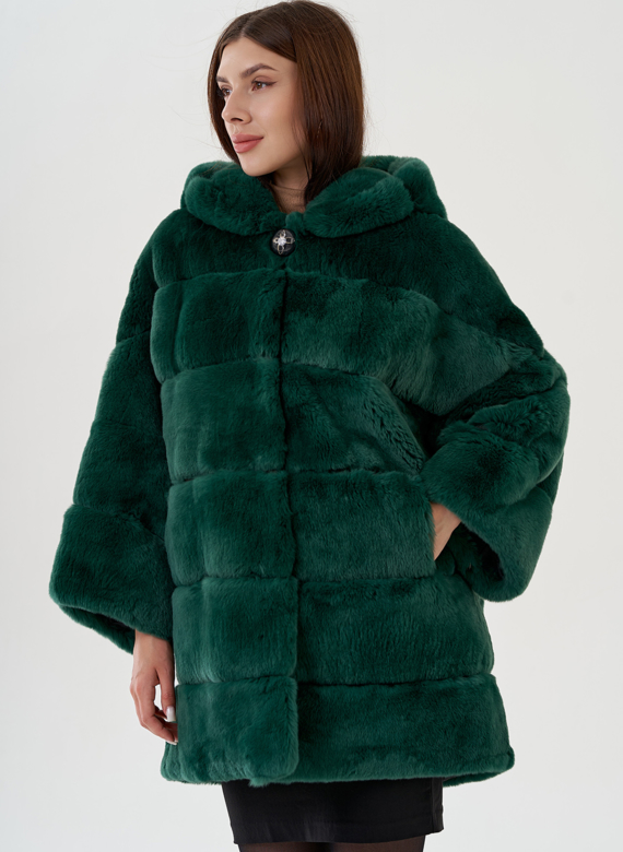 Шуба из меха кролика с капюшоном